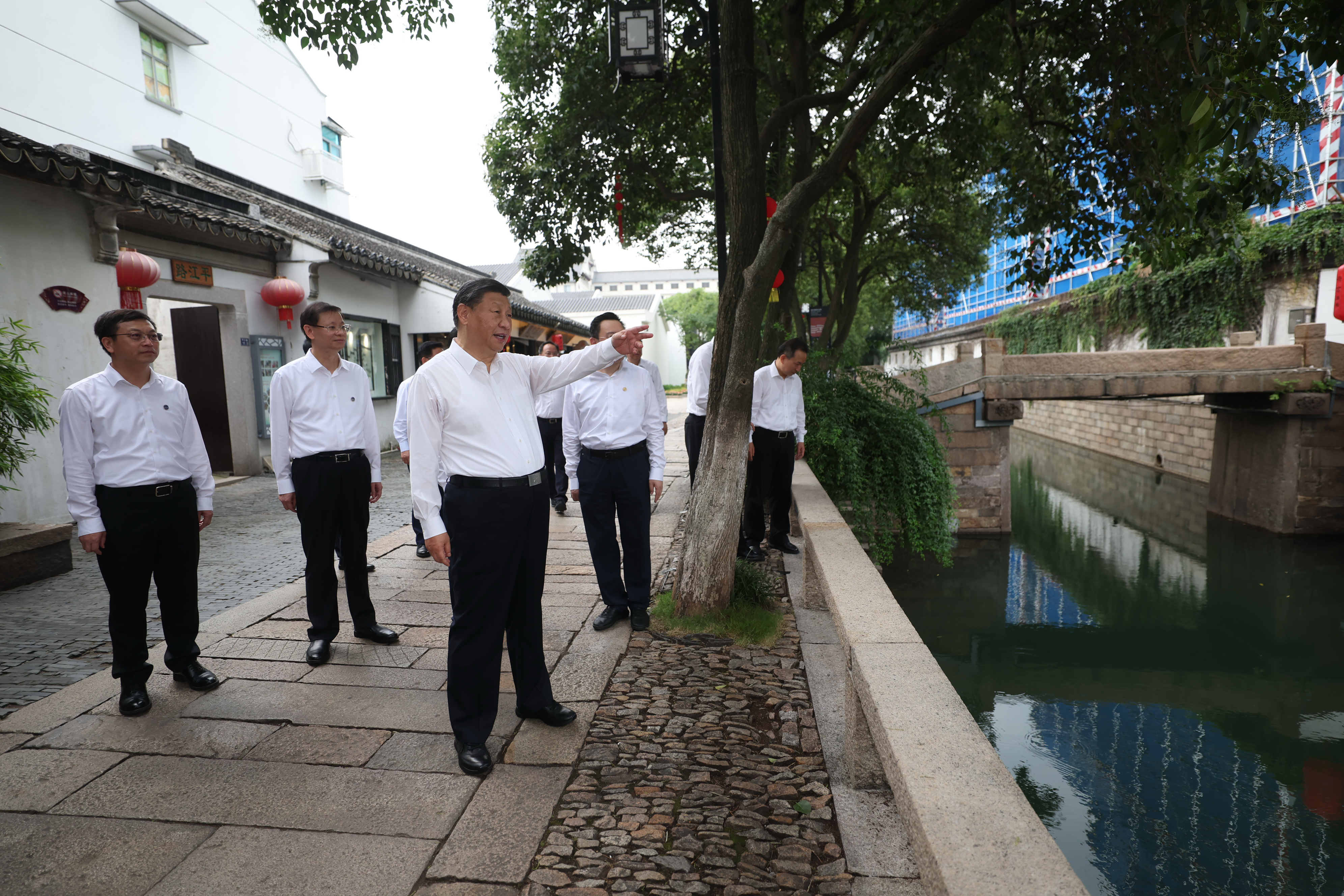 2023年7月6日，習(xí)近平在蘇州平江歷史文化街區(qū)考察。